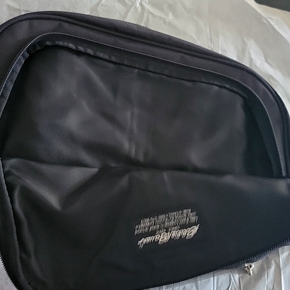 Eddie Bauer Men's Luggage Hanging Toiletry Bag Black BRAND NEW - Picture 4 of 11